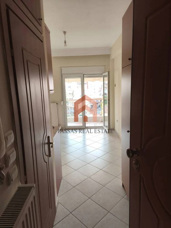 Studio / γκαρσονιέρα 25 τ.μ. προς ενοικίαση, Δόξα