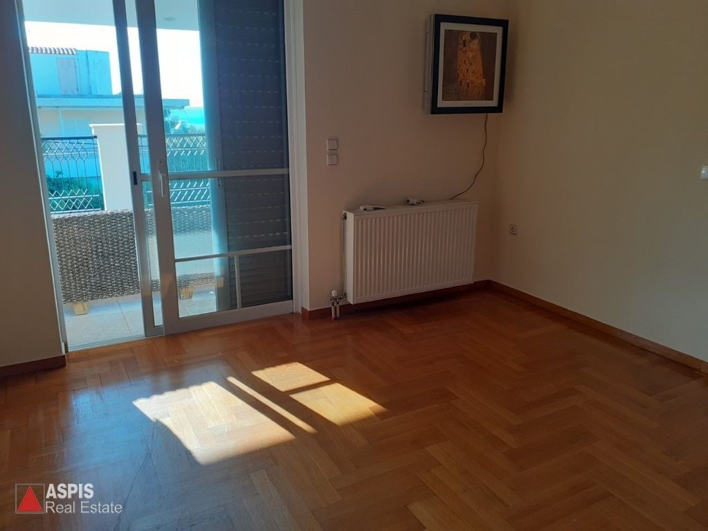 Μονοκατοικία 450 τ.μ. προς ενοικίαση, Σαρωνίδα Αττικής
