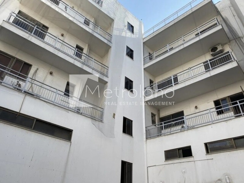 Επιχειρηματικό κτίριο 680 τ.μ. πρός πώληση, Πειραιάς - Προάστια, Κερατσίνι