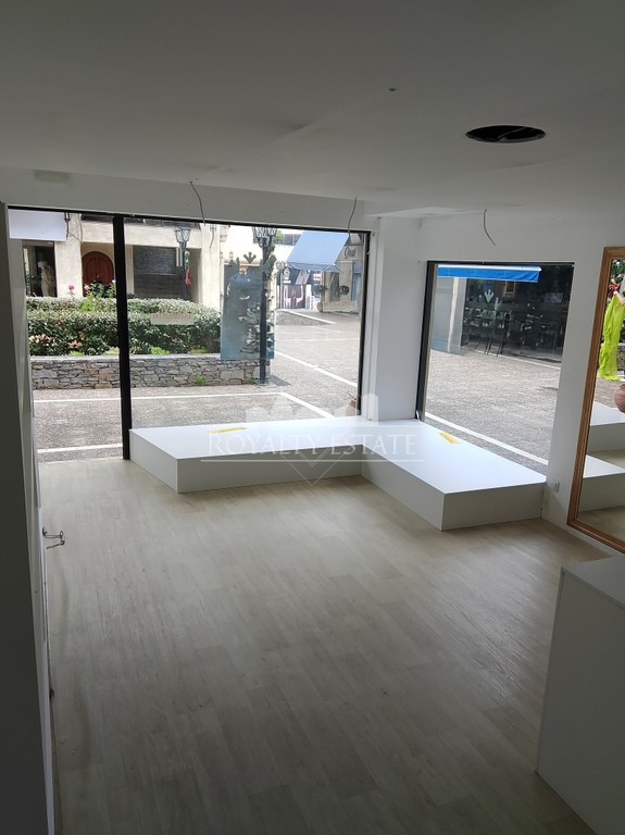 Κατάστημα 96 τ.μ. προς ενοικίαση, Αθήνα - Βόρεια Προάστια, Κηφισιά