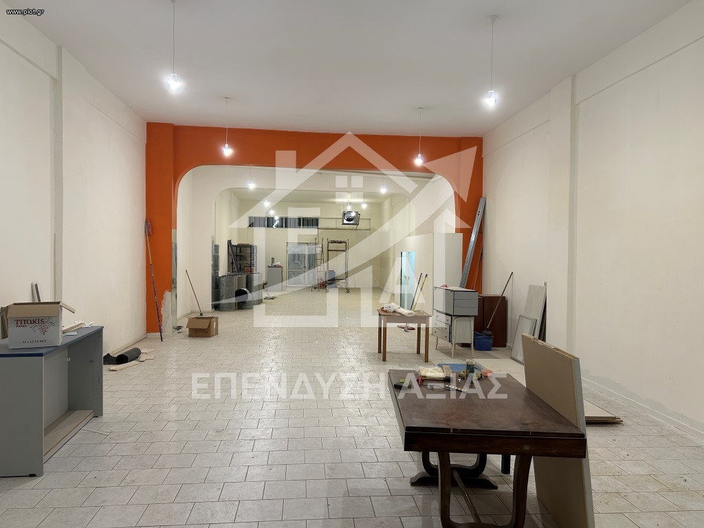 Κατάστημα 180 τ.μ. προς ενοικίαση, Εσταυρωμένος