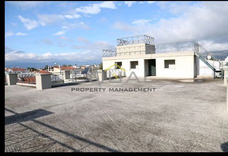 Επιχειρηματικό κτίριο 1.910 τ.μ. πρός ενοικίαση