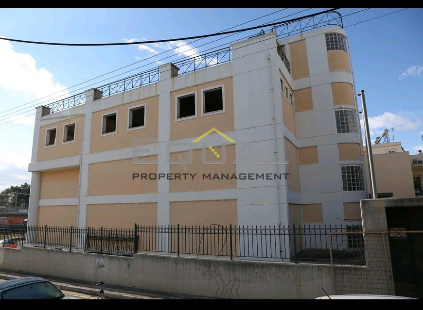 Business bulding 1.910 sqm for rent, Athens - North, Agia Paraskevi