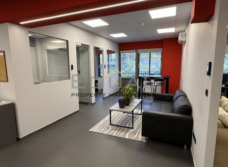 Office 210 sqm for rent