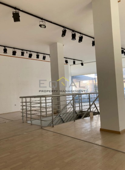 Κατάστημα 460 τ.μ. προς ενοικίαση, Αθήνα - Βόρεια Προάστια, Αγία Παρασκευή