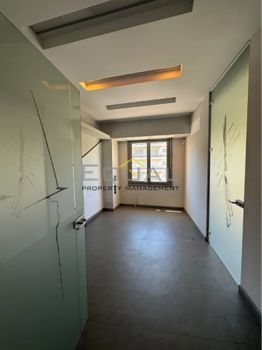 Office 110 sqm for rent