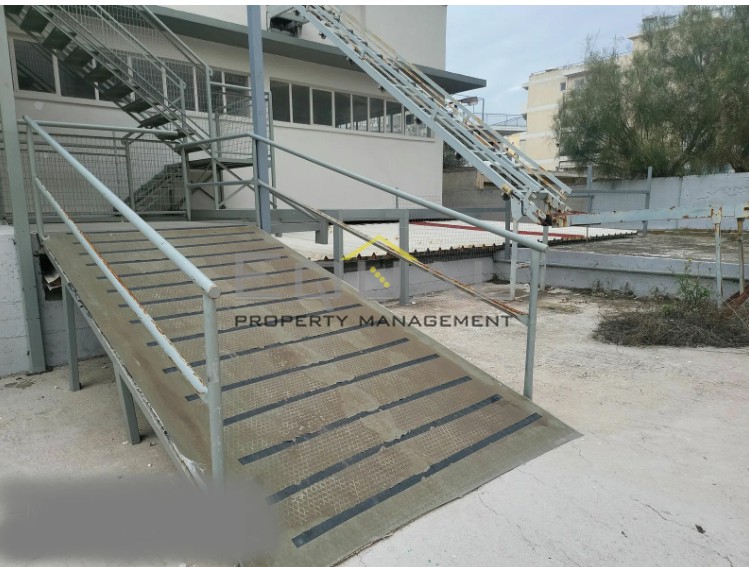 Επιχειρηματικό κτίριο 2.950 τ.μ. προς πώληση, Αθήνα - Δυτικά Προάστια, Μεταμόρφωση