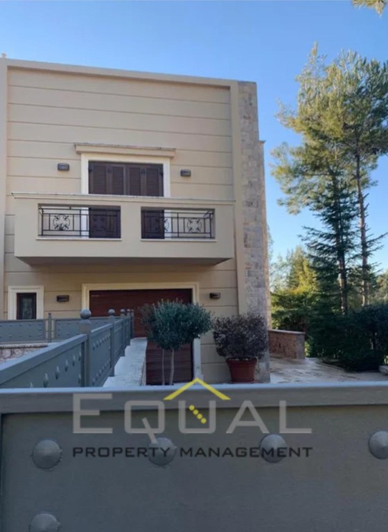Μονοκατοικία 390 τ.μ. πρός ενοικίαση, Αθήνα - Βόρεια Προάστια, Διόνυσος