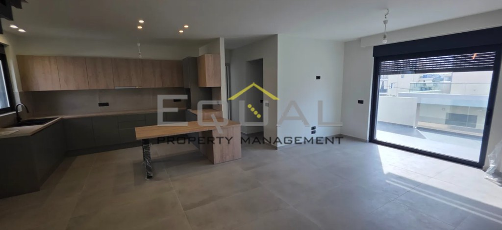 Maisonette 115 sqm for rent, Athens - South, Voula