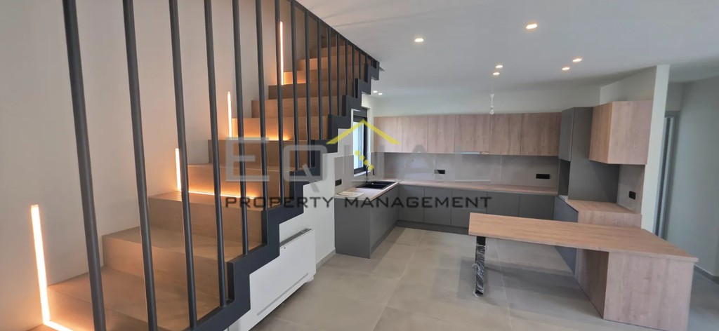 Maisonette 115 sqm for rent, Athens - South, Voula