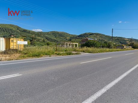 Οικόπεδο 2.355 τ.μ. πρός πώληση