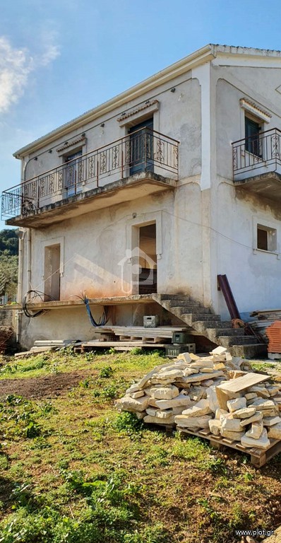 Αγροτεμάχια 4.010 τ.μ. προς πώληση, Περαχώρι Ιθάκης