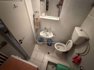 Studio / γκαρσονιέρα 40 τ.μ. πρός ενοικίαση, Πειραιάς, Φρεαττύδα-thumb-3