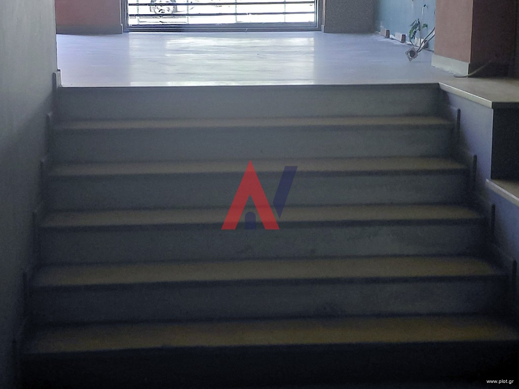Store 175 sqm for rent, Athens - Center, Ampelokipoi - Pentagon