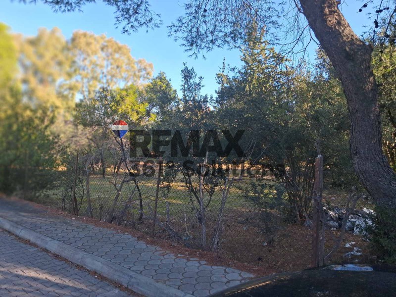 Οικόπεδο 1.500 τ.μ. πρός πώληση, Αθήνα - Βόρεια Προάστια, Νέα Ερυθραία