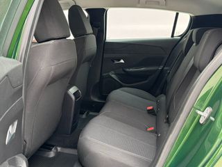 Peugeot 308 2022-thumb-4