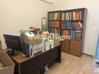 Office 104 sqm for rent