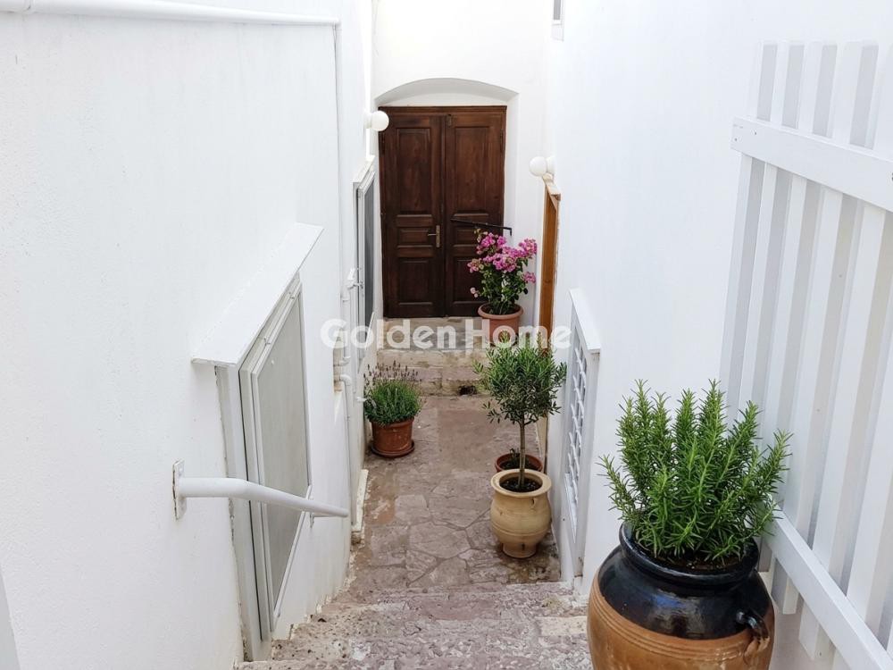 Κτίριο 315 τ.μ. πρός πώληση, Νησιά Αργοσαρωνικού, Ύδρα