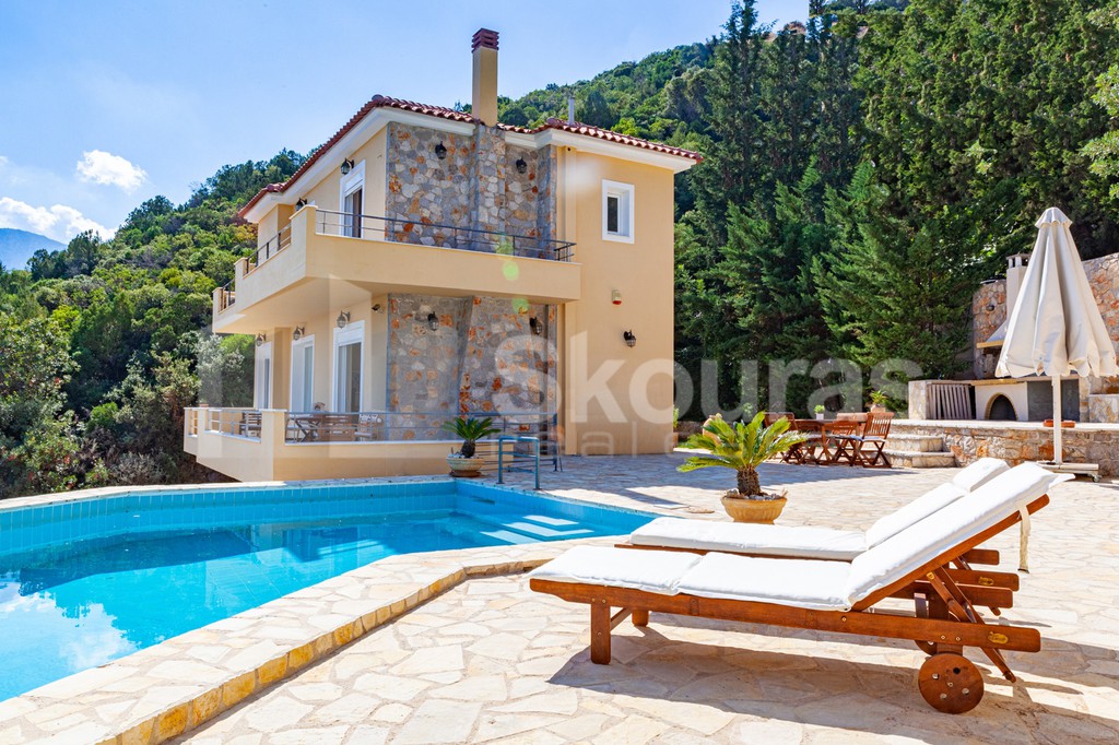 Μονοκατοικία 230 τ.μ. πρός ενοικίαση, Αργολίδα, Επίδαυρος