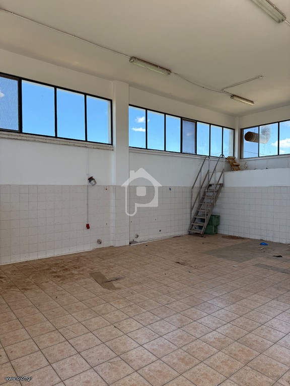 Αποθήκη 550 τ.μ. πρός ενοικίαση, Αττική - Υπόλοιπο, Μαρκόπουλο
