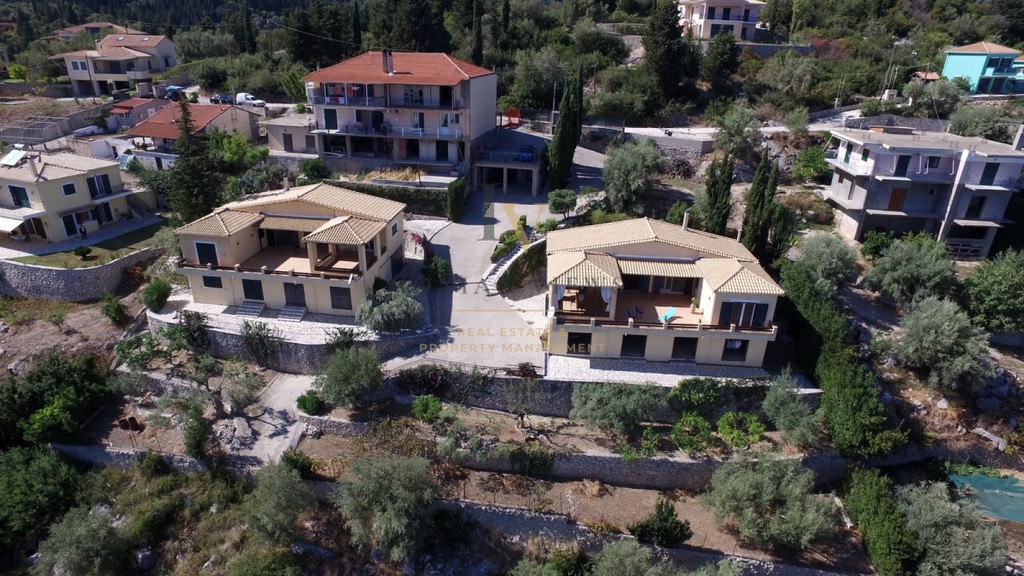 Συγκρότημα διαμερισμάτων 500 τ.μ. προς πώληση, Περιοχή Χώρας Λευκάδας
