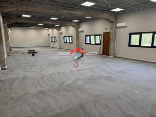 Commercial 410 sqm for rent