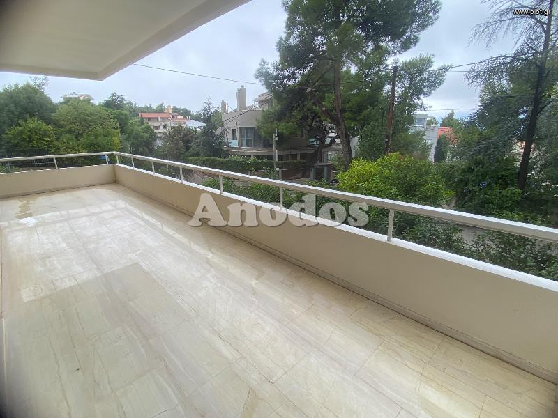 Διαμέρισμα 190 τ.μ. προς ενοικίαση, Πολιτεία