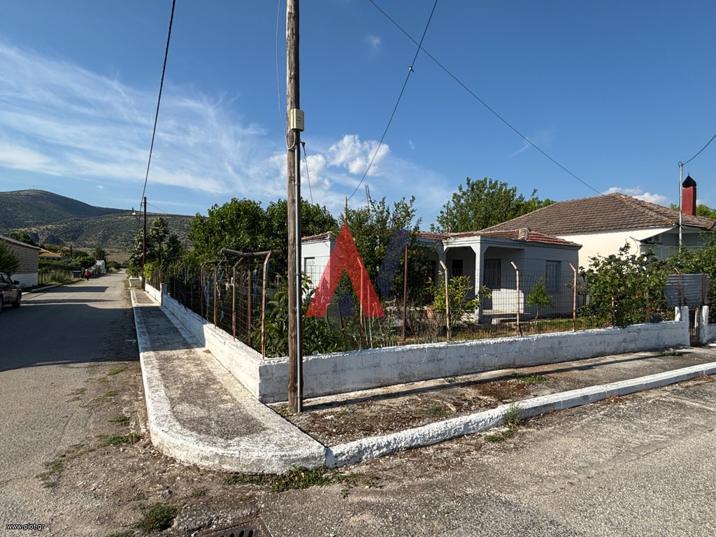 Μονοκατοικία 97 τ.μ. προς πώληση, Πετρόπορος