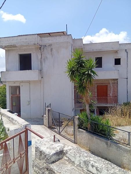 Κτίριο 255 τ.μ. πρός πώληση, Βοιωτία, Θήβα