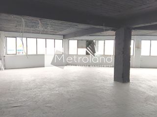 Επιχειρηματικό κτίριο 1.330 τ.μ. πρός πώληση