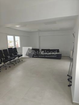 Επιχειρηματικό κτίριο 270 τ.μ. προς ενοικίαση