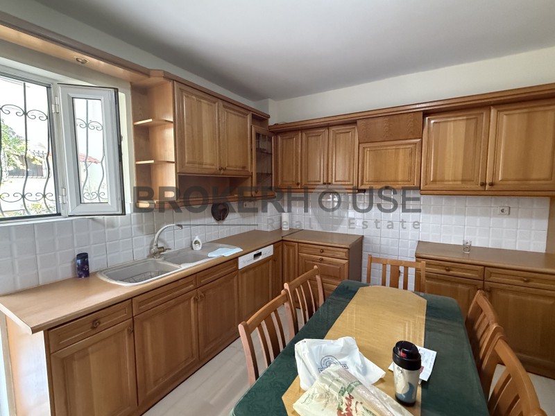 Διαμέρισμα 135 τ.μ. πρός ενοικίαση, Αθήνα - Βόρεια Προάστια, Μαρούσι
