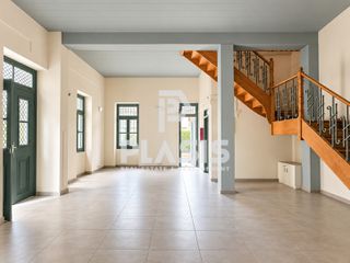 Επιχειρηματικό κτίριο 343 τ.μ. προς ενοικίαση