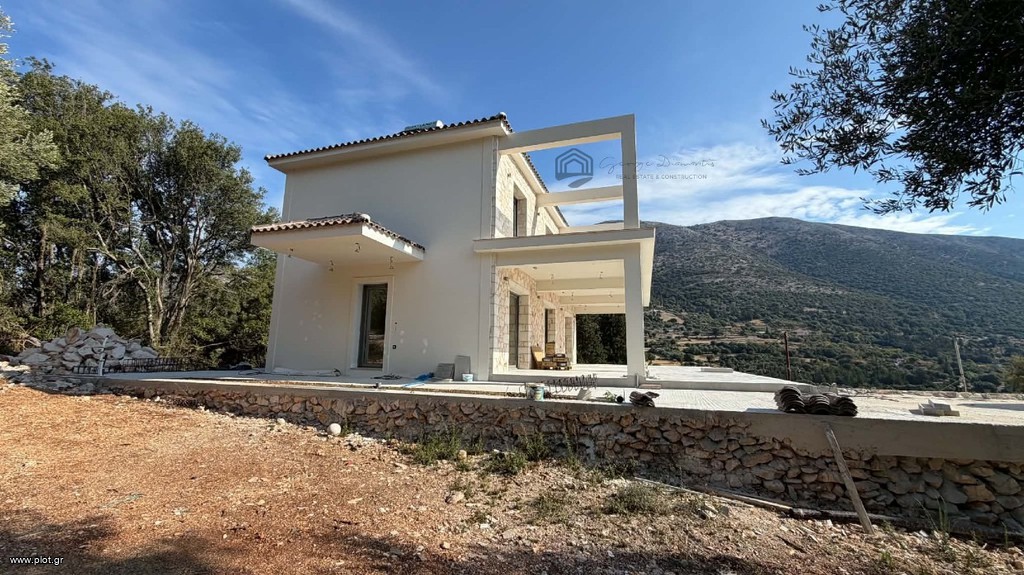 Μονοκατοικία 280 τ.μ. πρός πώληση, Ν. Κεφαλονιάς, Κεφαλονιά