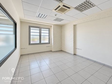 Γραφείο 270 τ.μ. πρός ενοικίαση