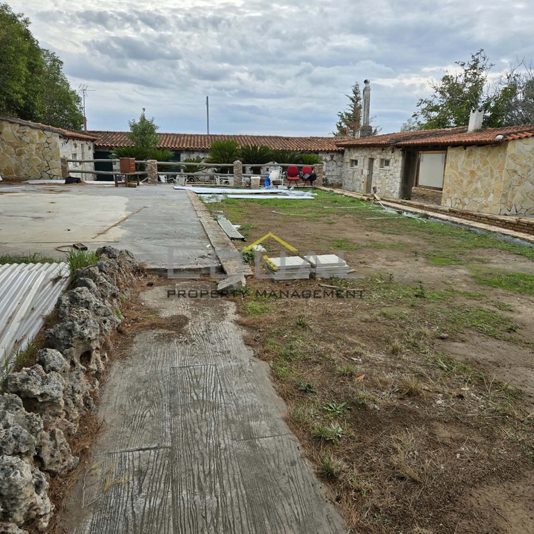 Γραφείο 150 τ.μ. πρός ενοικίαση, Αθήνα - Δυτικά Προάστια, Αχαρνές