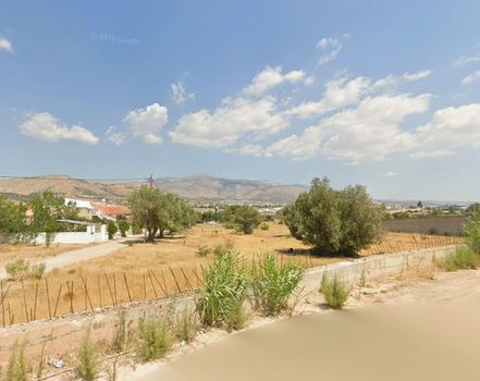Land plot 742 sqm for sale