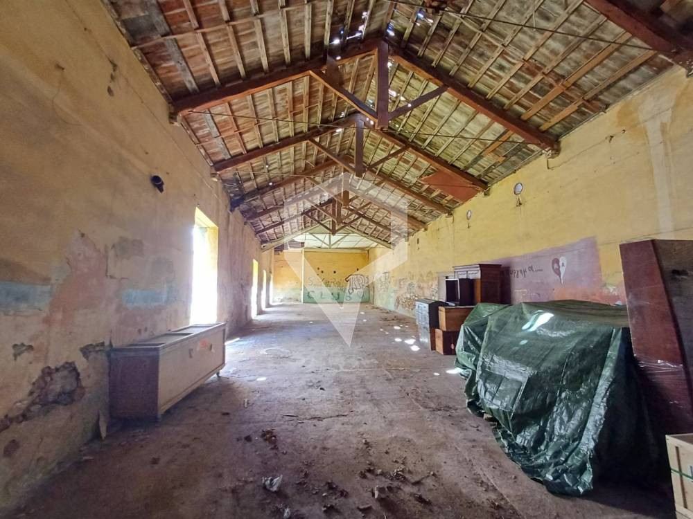 Επιχειρηματικό κτίριο 307 τ.μ. προς πώληση, Ερμούπολη