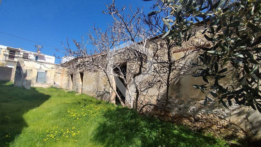 Επιχειρηματικό κτίριο 307 τ.μ. προς πώληση, Ερμούπολη