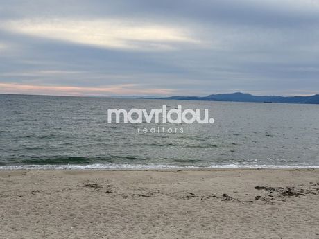 Land plot 1.054 sqm for sale