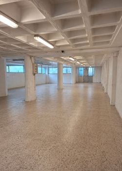 Επιχειρηματικό κτίριο 450 τ.μ. προς ενοικίαση