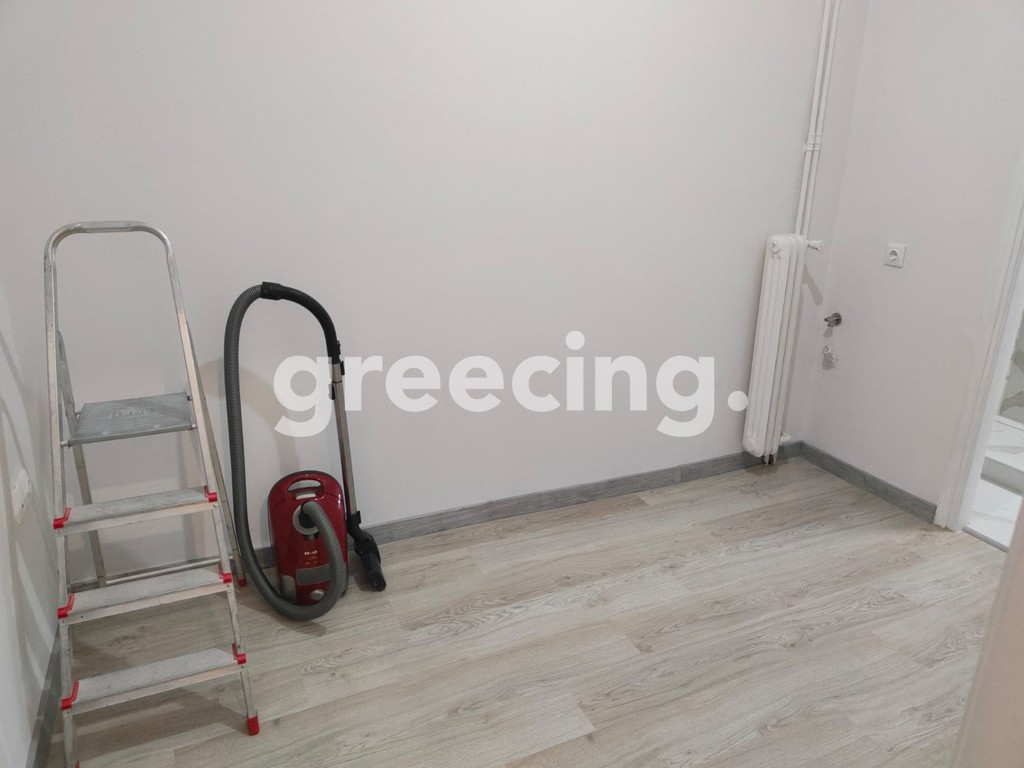 Studio / γκαρσονιέρα 34 τ.μ. προς ενοικίαση, Φρεαττύδα