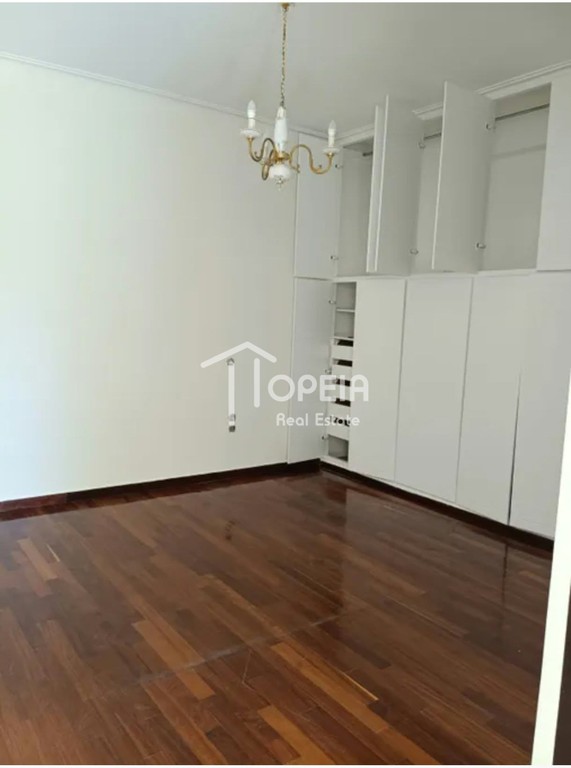 Διαμέρισμα 125 τ.μ. προς ενοικίαση, Άγιος Πέτρος Παλαιού Φαλήρου