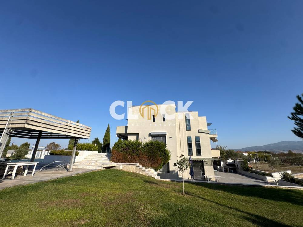 Βίλλα 365 τ.μ. προς πώληση, Ταγαράδες