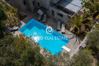 Villa 232 sqm for sale