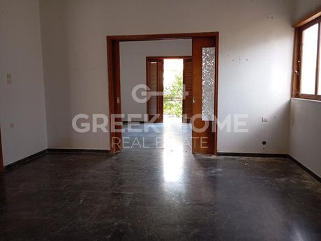 Detached home 250 sqm for sale