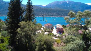 Οικόπεδο 2.242 τ.μ. προς πώληση