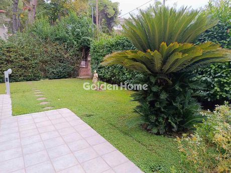 Detached home 335 sqm for sale
