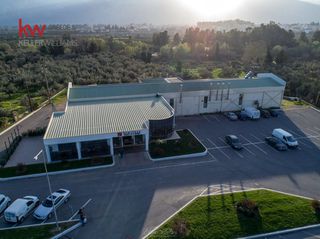 Επιχειρηματικό κτίριο 1.000 τ.μ. πρός πώληση
