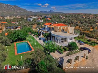 Villa 491 sqm for sale